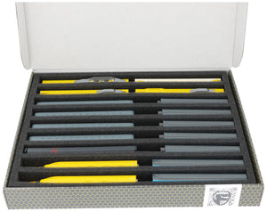 Caja de almacenamiento Feldherr FSLB040 para maquetas de locomotoras, vagones y vehículos ferroviarios - 9 ranuras para ancho N vertical